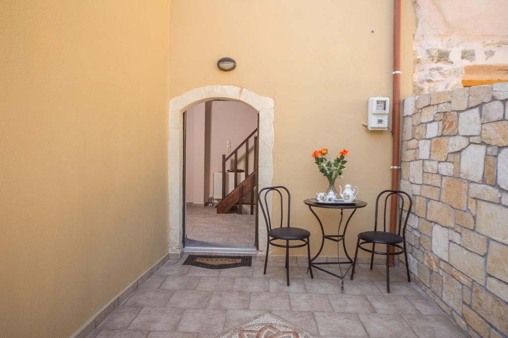 Villa Galanthus Listaros Exterior photo